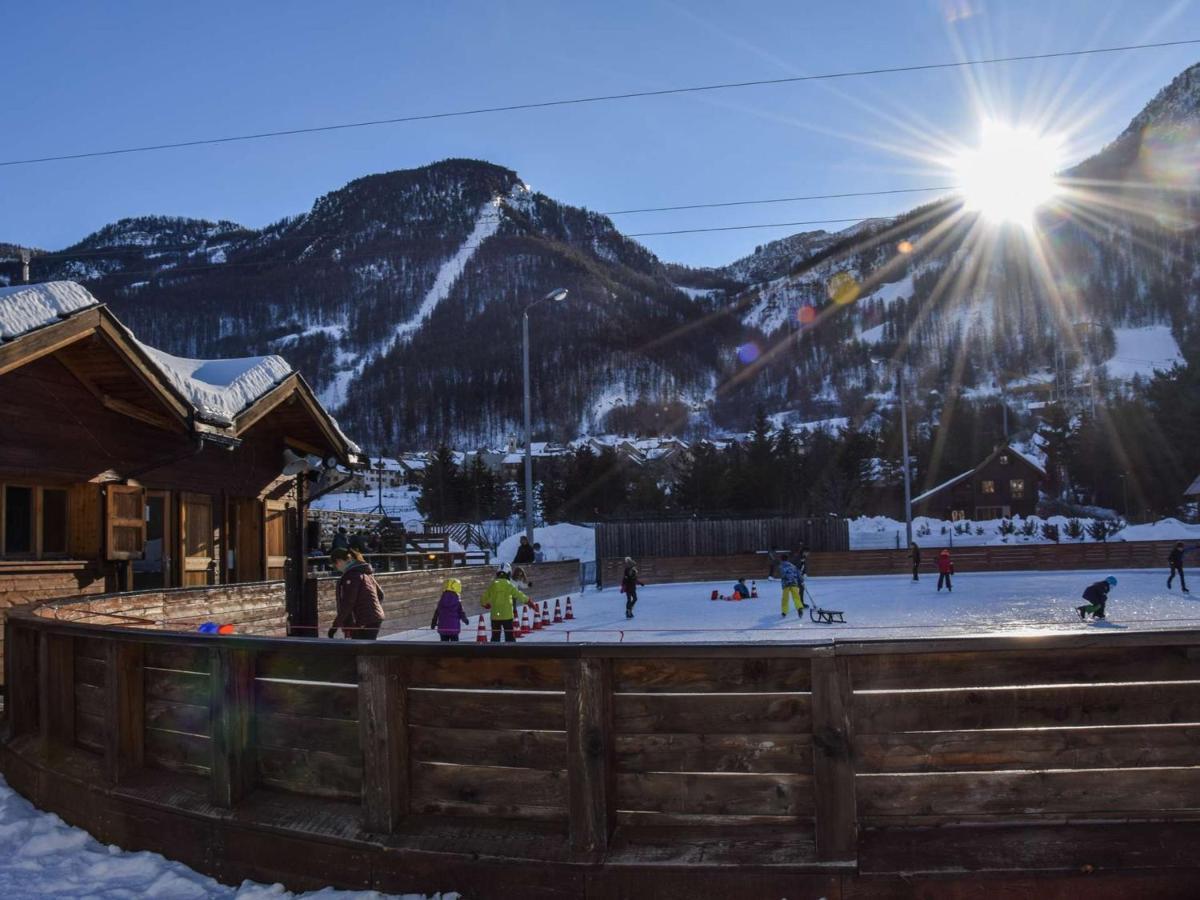 Appartement 3 Pieces, 7 Couchages, Proche Pistes Avec Parking - La Salle-Les-Alpes - Fr-1-330F-22 Serre Chevalier Luaran gambar